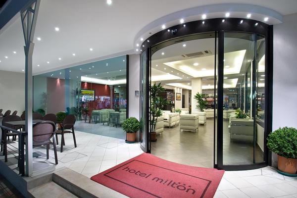 Hotel Milton 卡托利卡 外观 照片